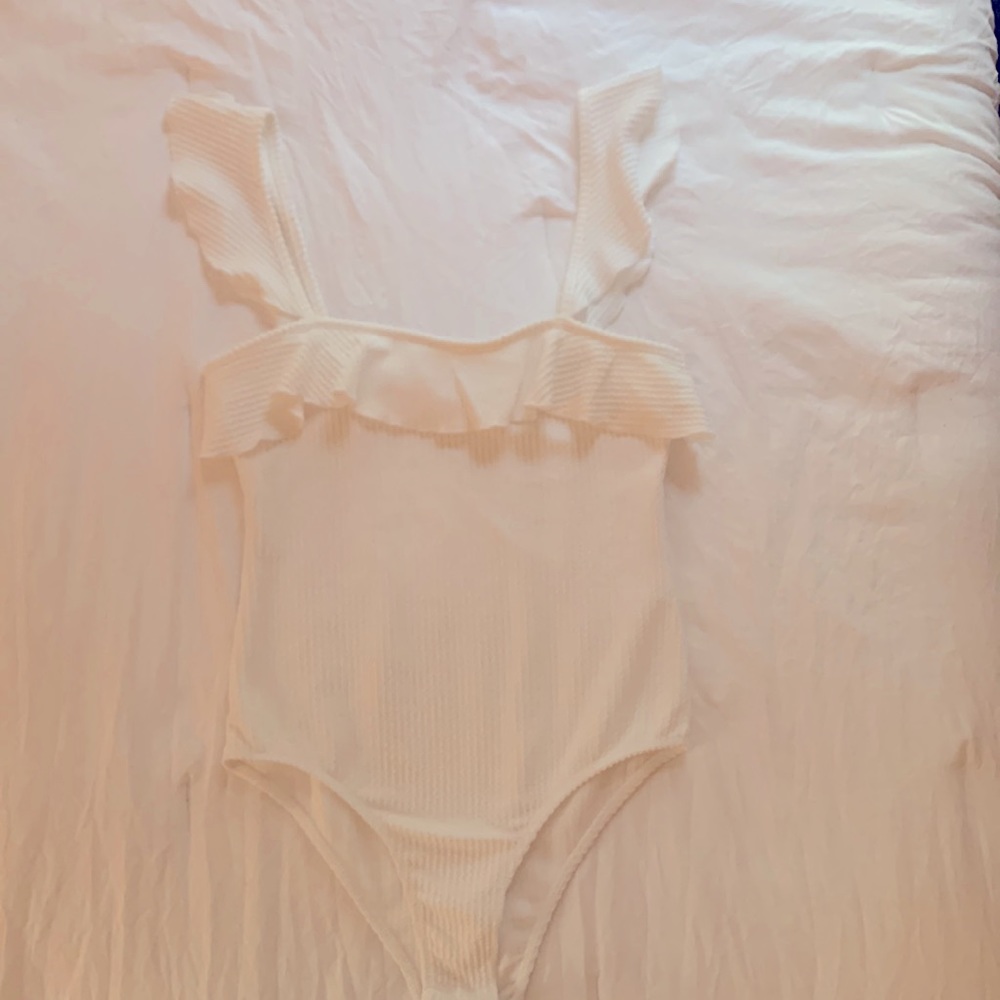 CAUTION TO THE WIND white bodysuit size small